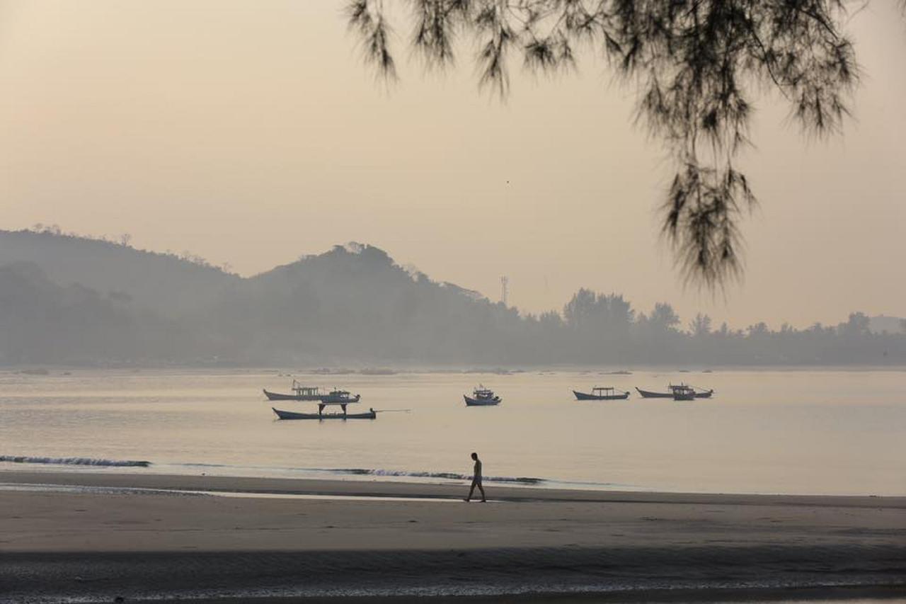 Coconut Island Resort Ngapali Bagian luar foto