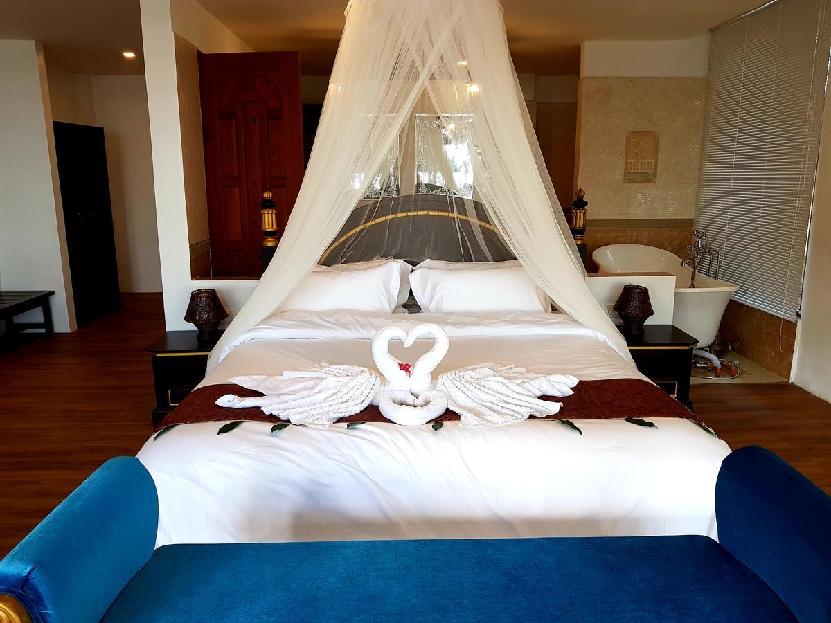 Coconut Island Resort Ngapali Bagian luar foto