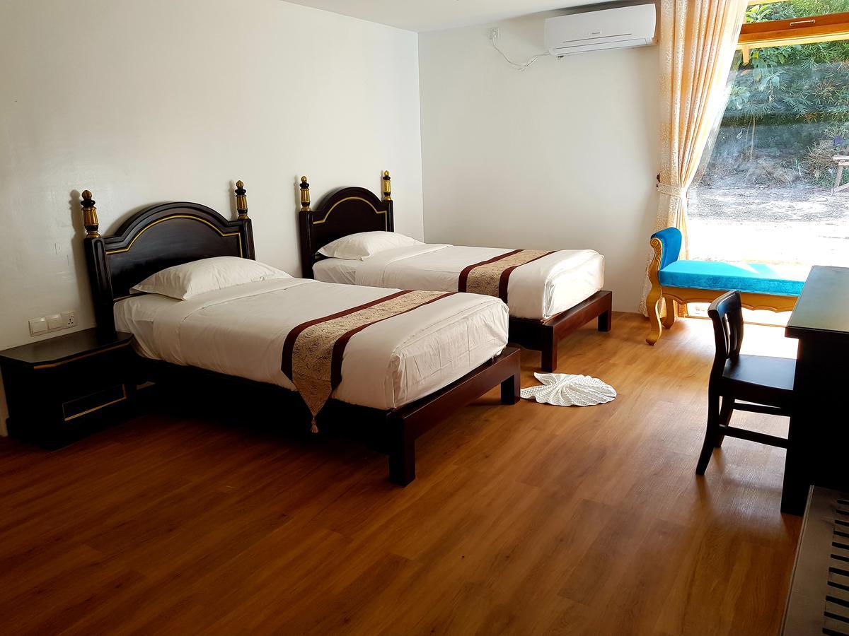 Coconut Island Resort Ngapali Bagian luar foto